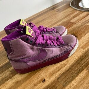 Nike Women's Vibrant Purple Sneakers